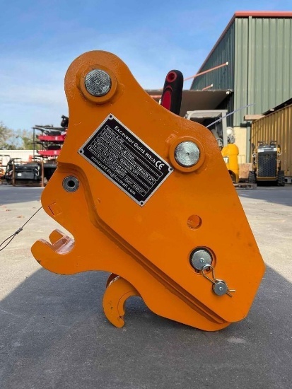 UNUSED 2026 EXCAVATOR QUICK HITCH MODEL K302, TO FIT CAT 302 EXCAVATOR