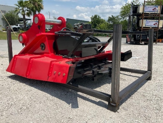 UNUSED 2026 GIYI DISC MULCHER ATTACHMENT MODEL EDM320 FOR CAT 320 EXCAVATOR, APPROX DIA OF BLADE ...