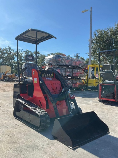 UNUSED 2026 SDLANCH RIDE ON SKID STEER LOADER MODEL SSL580; GAS POWERED, ELECTRIC START, RUBBER
