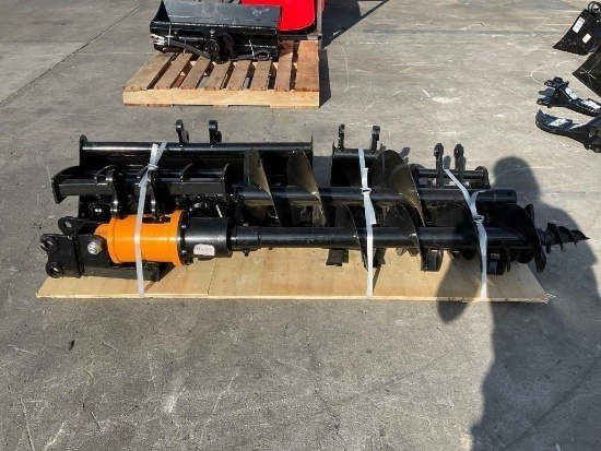 UNUSED MINI EXCAVATOR ATTACHMENT SET WHICH INCLUDES ( 1 ) BUCKET WITH TEETH / ( 1 ) QUICK HITCH / (