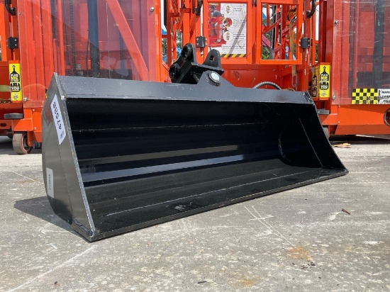( 1 ) UNUSED 2026 TILTING BUCKET ATTACHMENT FOR EXCAVATOR, APPROX 40in