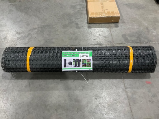 UNUSED PLASTIC MESH SAFETY FENCING ROLL; APPROX 164 FT L X 5 FT W