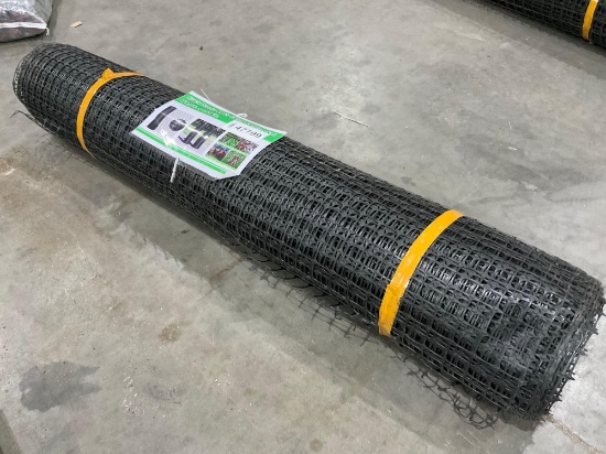 UNUSED PLASTIC MESH SAFETY FENCING ROLL; APPROX 164 FT L X 5 FT W