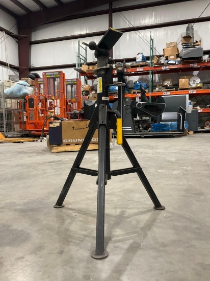 Sumner Fold -A- Jack W/ V-Head , Approx Max Capacity 2500lbs