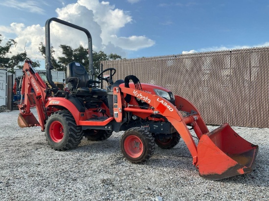 2022 KUBOTABX23S SUB-COMPACT TRACTOR; WITH KUBOTA BT603 COMPACT BACKHOE ATTACHMENT AND KUBOTA LA340