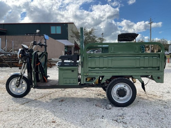 UNUSED 2026 HIGH-END ELECTRIC 3 WHEELED TRICYCLE WITH CARGO BED MODEL ET13; LED HEADLIGHTS; 3 SPEED