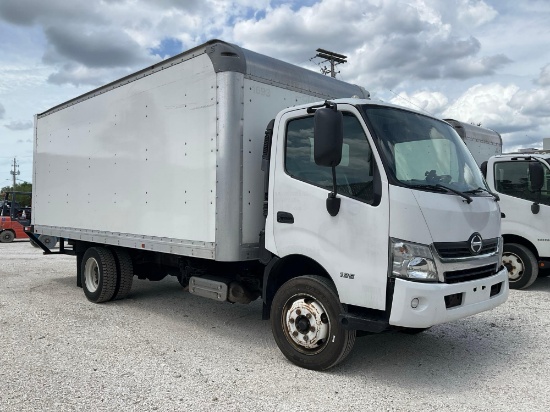 2019 HINO 195 BOX TRUCK, APPROX GVWR 17,950 LBS, ETRACKS, A/C, POWER WINDOWS,BACK UP CAMERA,RUNS &