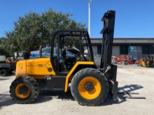 2018 JCB ROUGH TERRAIN FORKLIFT MODEL 930, DIESEL, APPROX MAX CAPACITY 6,000 LBS, RUNS & OPERATES