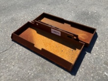 ( 2 ) MINI SKID STEER MOUNT PLATE; APPROX 24in