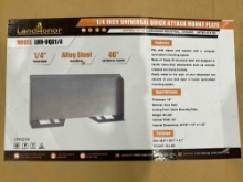 UNUSED LANDHONOR 1/4in UNIVERSAL QUICK ATTACH MOUNT PLATE MODEL LHR-UQA1/4; APPROX 1/4in THICKNESS;