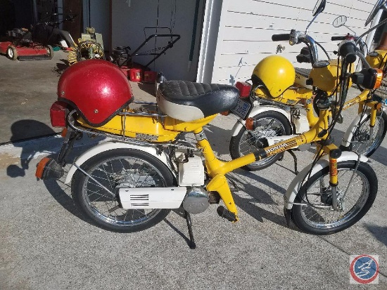 Honda Express gas powered park bike with helmet and 1428 miles. Model #1980