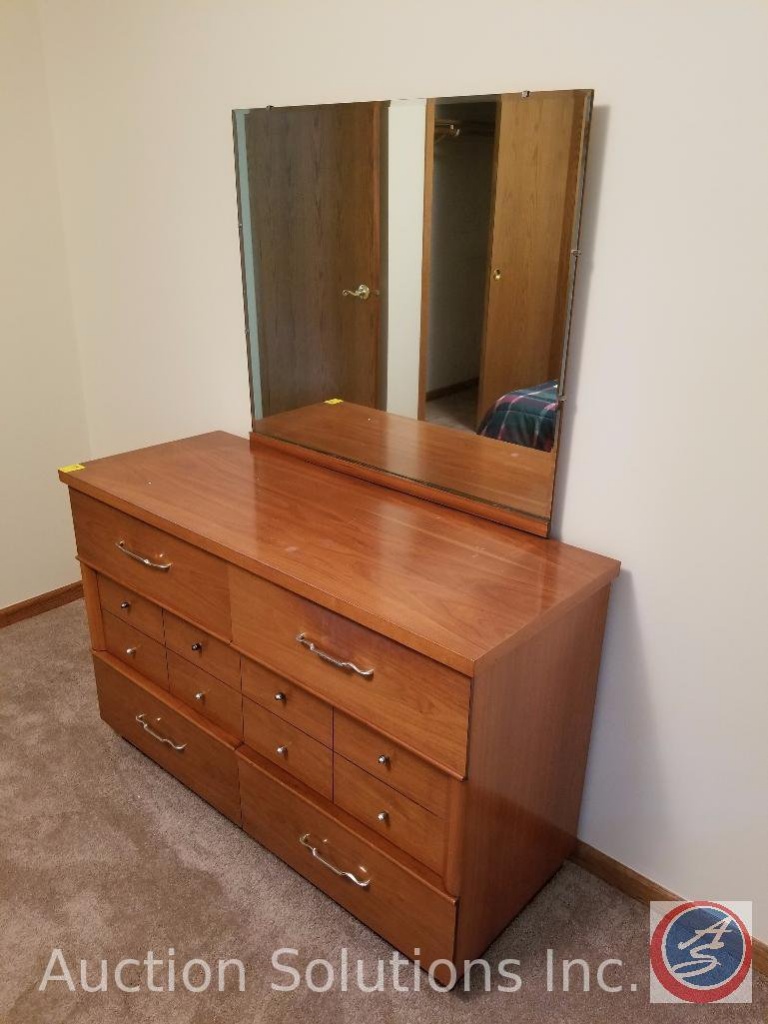 Kroehler Precisionized Furniture 6 Drawer Wood Vanity Dresser 4