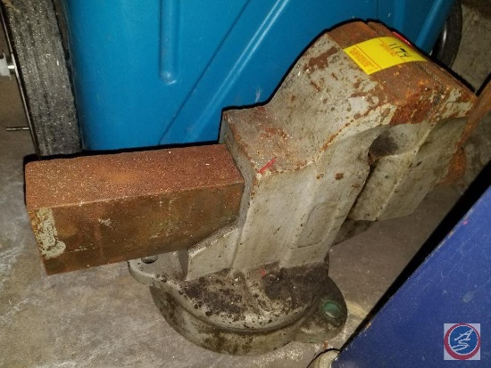 Large vintage metal vise, some rust
