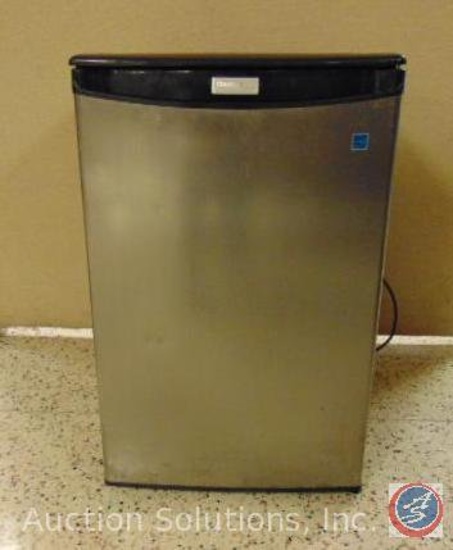 Danby Designer 4.4 Compact Free Standing Refrigerator, Model: DAR044A4BSLDDU
