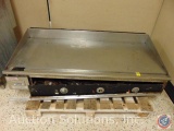 Commercial Table Top Flat Gas Grill w/Miracle Finish, Model: Unknown, 60