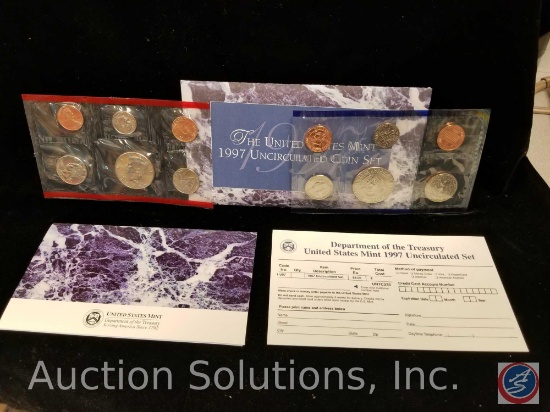 The United States Mint Uncirculated coin set with D and P Mint Marks, 1997