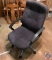 Rolling office chair