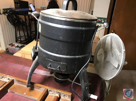 Turkey Cooker manufactured by Masterbuilt, butterball electric
