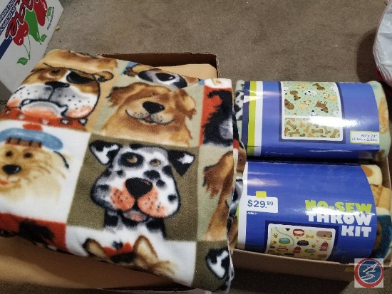 {NEW} Puppy Theme Throw Blankets