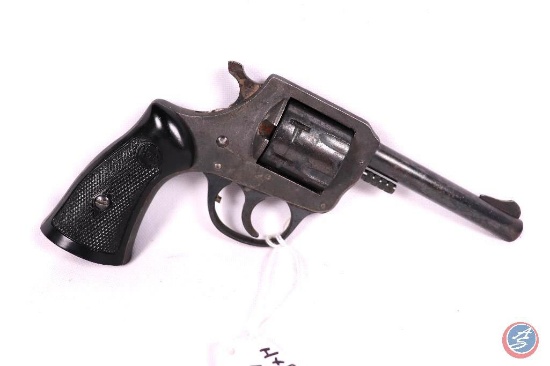 Manufacturer: H& R Model: 622 Caliber: 22 LR Serial #: 540285 Type: D/A Pistol