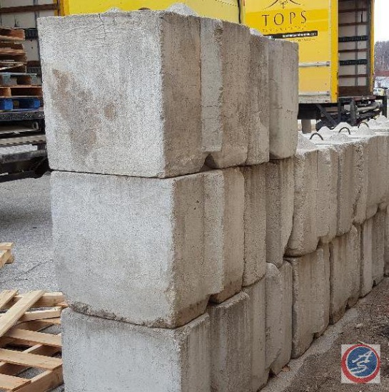 [4] Extra-Large Square Cement Weights