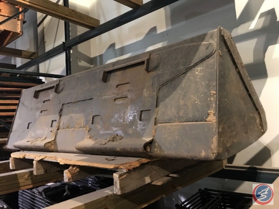 Skid Steer Bucket. 1 yard. 22 x 31 x 72.