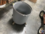 10 gallon bucket on wheels with handles