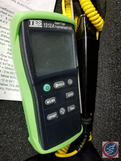 TES digital thermometer #TES-1312A with instruction manual and case