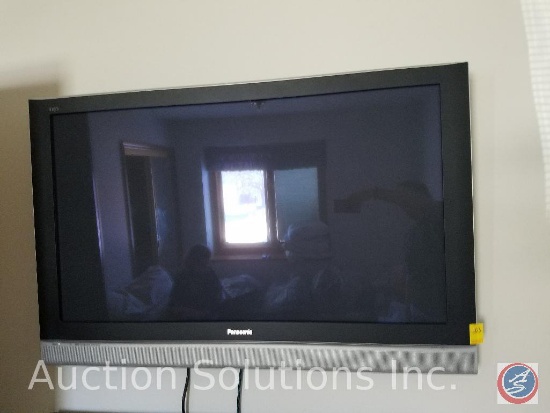 Panasonic Vista Flat Screen 50'' TV w/ Remote