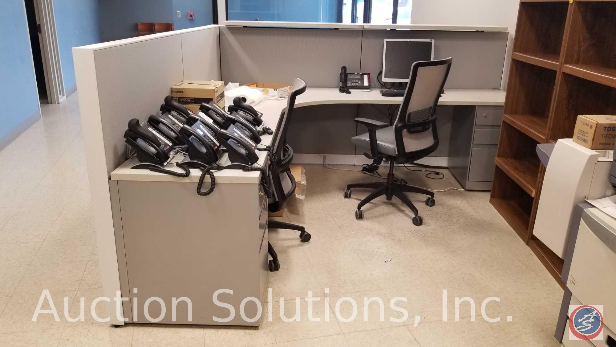 Steelcase Left Corner 3 Piece Reception Desk W 4 Cubicle