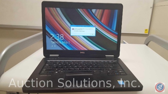 Dell Latitude E5440 14 in. Laptop w/ Core i5 - 4300U - 8 gb ram - 500 gb Hybrid Drive and Windows