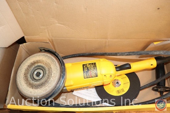 DeWalt Heavy Duty 7'' Electric Grinder Model D28474