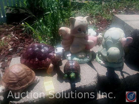 [6] Garden Statuary - Turtles and More