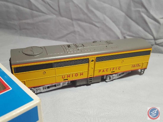Union Pacific 1615 ALCO FB2 Powered Diesel HO Scale Model Train Engine in Original Box