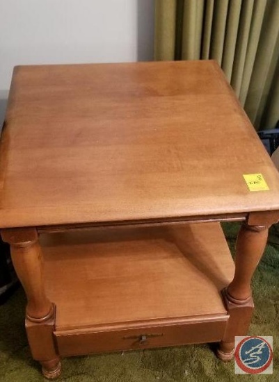 (2) matching wood end tables with shelf and drawer (22"X25"X22")