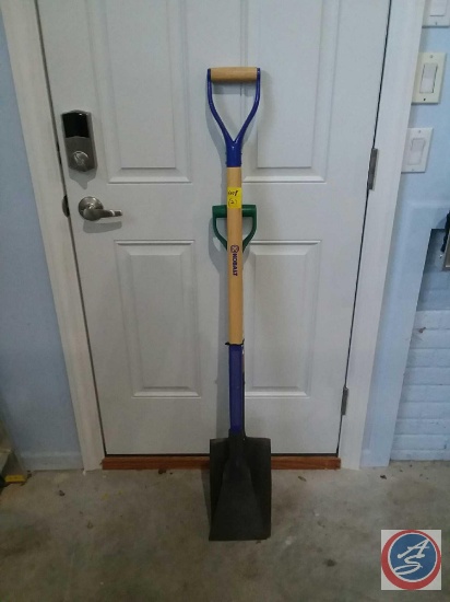 (2) spade shovels