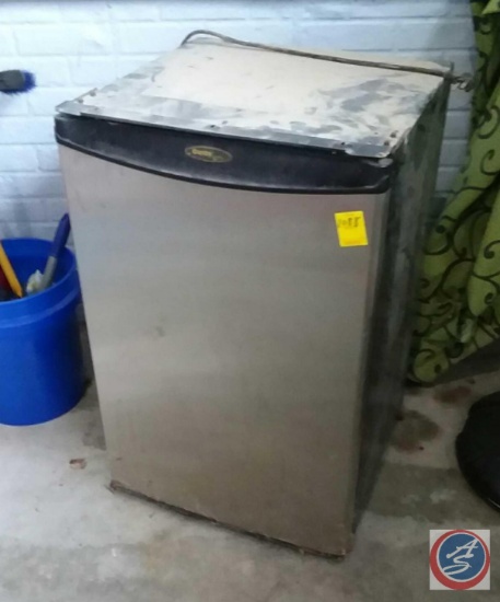 Danby mini dorm fridge (model #DAR482BLS)