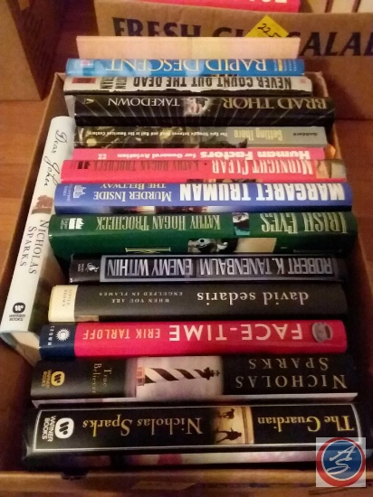 (14) hardback books including authors Nicholas Sparks and more