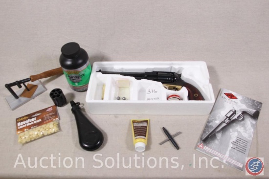 FAP Model 1858 Remington 44 Cal Revolver 1858 Remington Replica in new condition in factory Cabela's