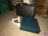 Vintage Typewrite in case with extra ribbon, Suitcase