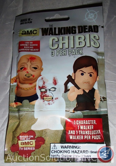 BRAND NEW*"The Walking Dead" Foil CHIBIS Pack