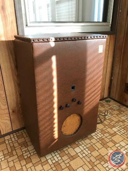 American Bosch Magneto Corp Phonograph Player Model No 58 {{Unknown if Item Works!}} (21 1/2x14