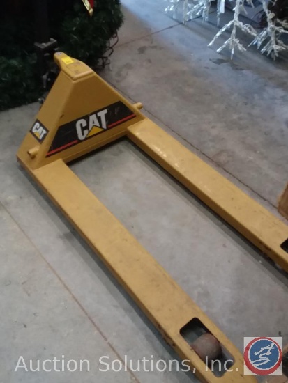 Cat A2748 Pallet Jack [5,000 pound]