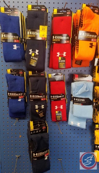 Under Armour Mens Socks Contents of 9Hooks