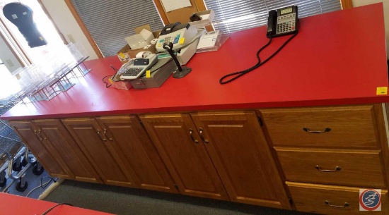 Counter with 3 Drawers and 3 Cabinets Measuring 121.75 X 38 X 36
