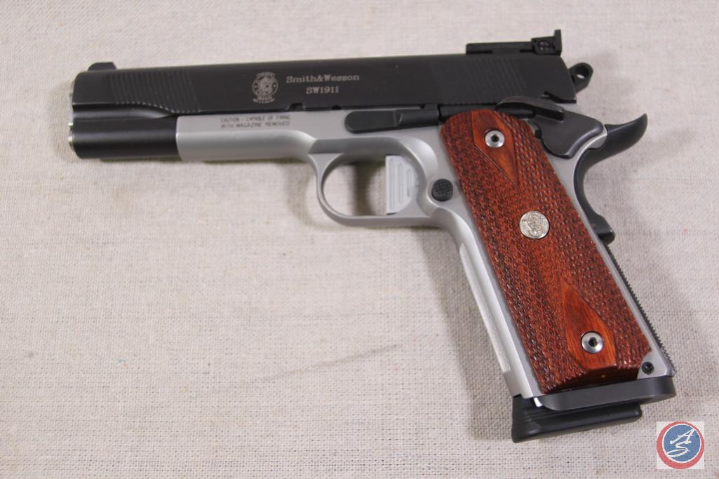 Smith & Wesson Model SW1911 Championship Series - | Proxibid