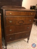 Vintage Wooden 4 Drawer Dresser Measuring: 34