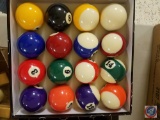 Set of Billiard Balls