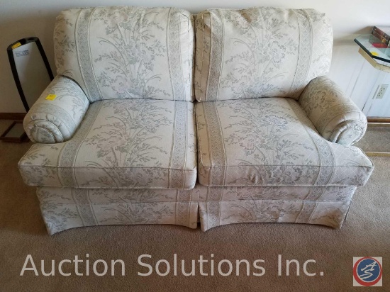 King Hickory Love Seat