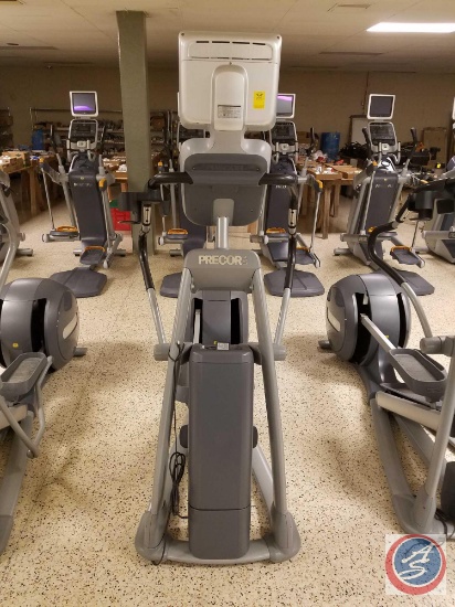 Precor EFX 546i Elliptical Experience Series Fitness Cross Trainer w/ Cardio Theater LCD TV (Model
